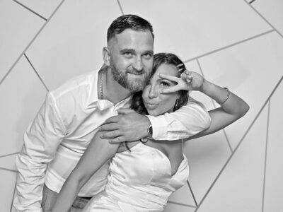 wedding mirror photo booth rental Brantford wedding mirror photo booth rental Brantford