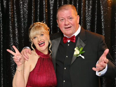 wedding mirror photo booth rental Ontario wedding mirror photo booth rental Ontario