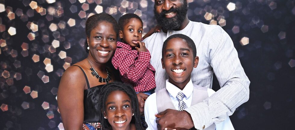 mirror photo booth rental for weddings Niagara